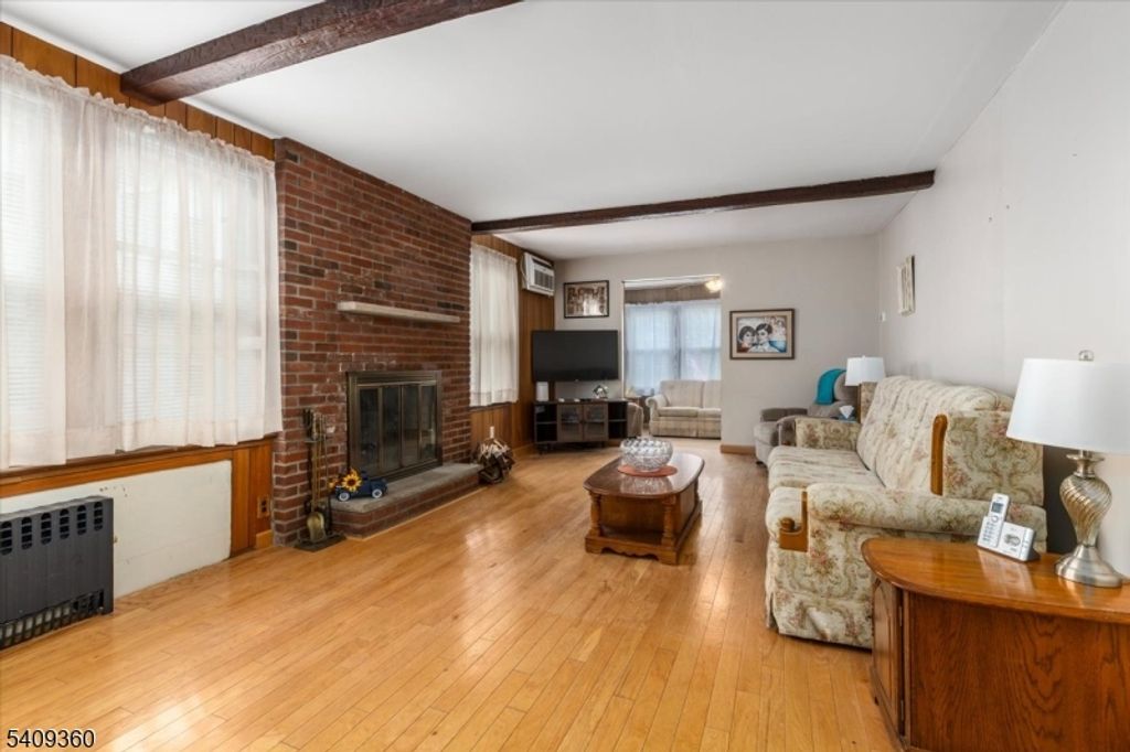 7 Delafield Ave, Rutherford Boro, NJ 07070 — photo 5