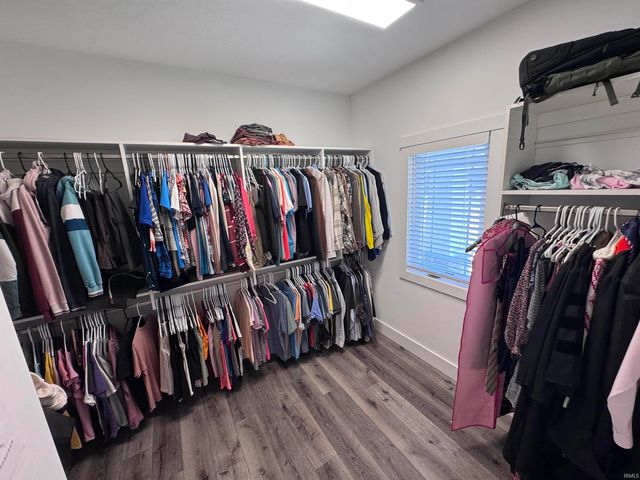 54792 Columbia Bay Drive, Osceola, IN 46561