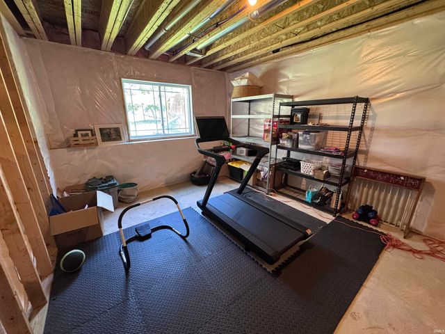 54792 Columbia Bay Drive, Osceola, IN 46561