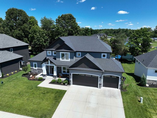 54792 Columbia Bay Drive, Osceola, IN 46561