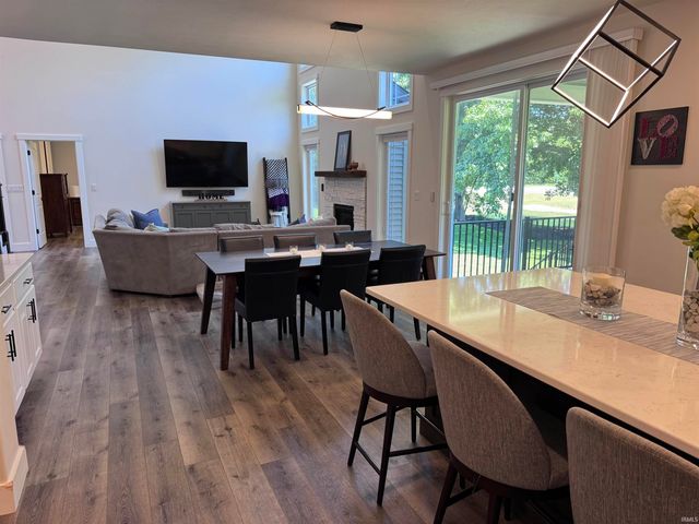 54792 Columbia Bay Drive, Osceola, IN 46561