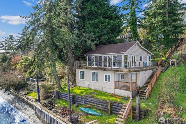8032 SW Hawthorne Lane, Vashon, WA 98070
