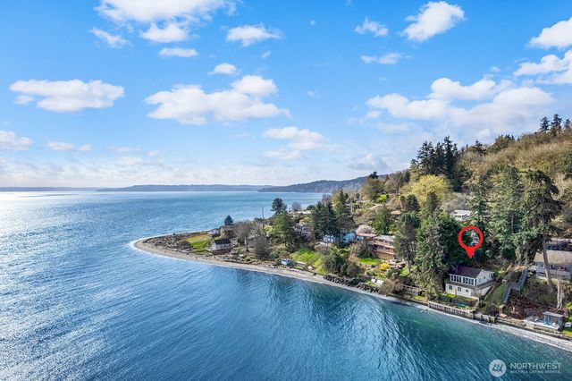 8032 SW Hawthorne Lane, Vashon, WA 98070