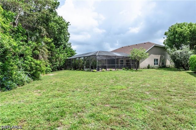 7653 Citrus Hill LN, Naples, FL 34109