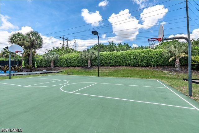 7653 Citrus Hill LN, Naples, FL 34109