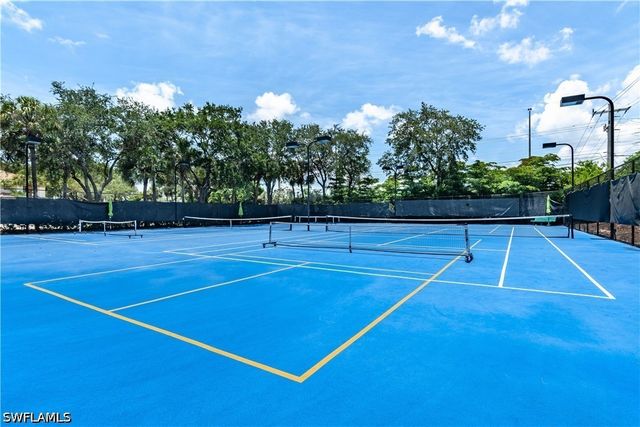 7653 Citrus Hill LN, Naples, FL 34109