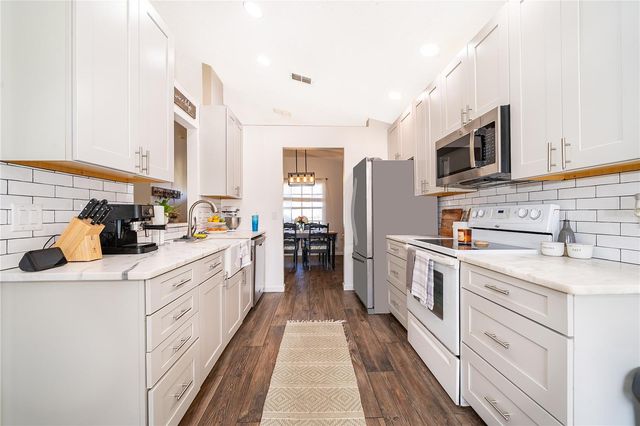 3113 COLORADO AVENUE, Orlando, FL 32826