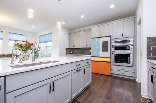 20809 Gidran Drive, South Lyon, MI 48178