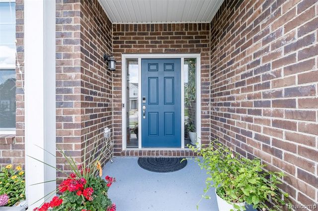 20809 Gidran Drive, South Lyon, MI 48178