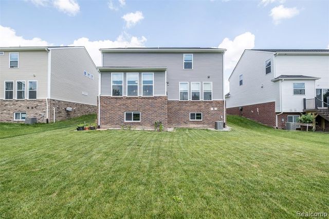 20809 Gidran Drive, South Lyon, MI 48178