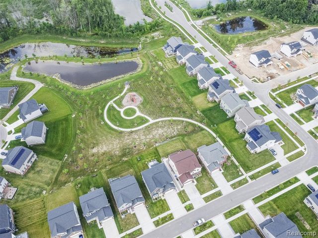 20809 Gidran Drive, South Lyon, MI 48178