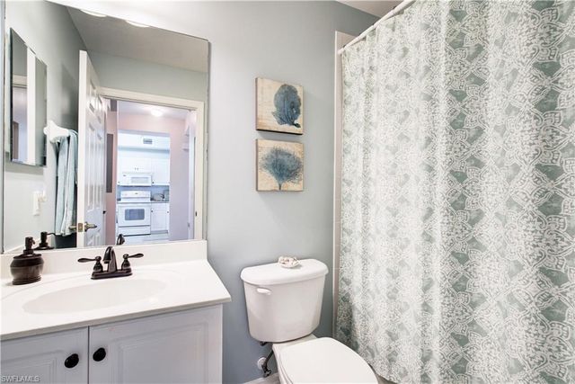 3980 Loblolly Bay DR 6-106, Naples, FL 34114