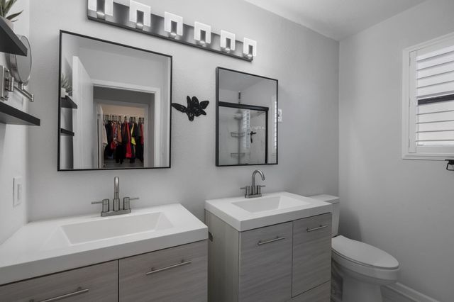 685 Baltic Avenue SE, Rio Rancho, NM 87124