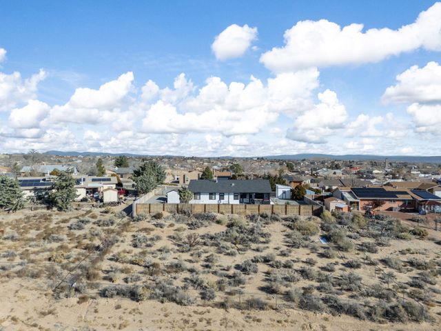 685 Baltic Avenue SE, Rio Rancho, NM 87124