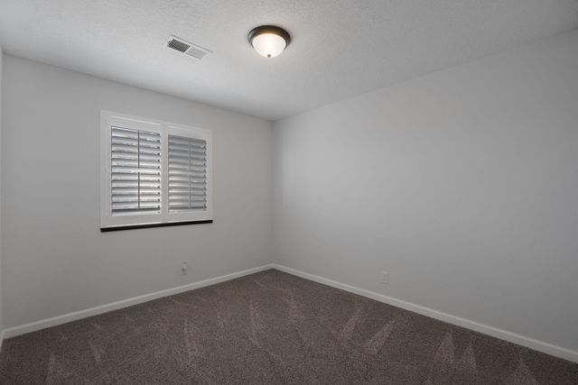 685 Baltic Avenue SE, Rio Rancho, NM 87124