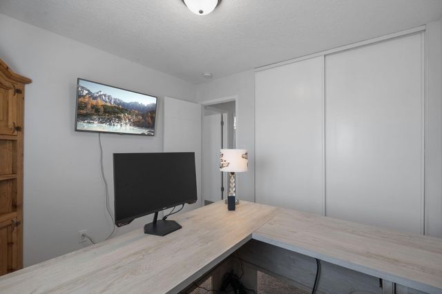 685 Baltic Avenue SE, Rio Rancho, NM 87124