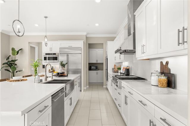 2413 Sierra Bella Drive, Corona, CA 92882