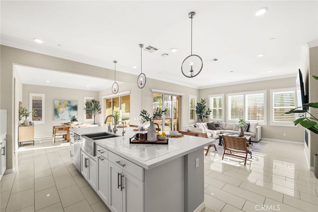 2413 Sierra Bella Drive, Corona, CA 92882