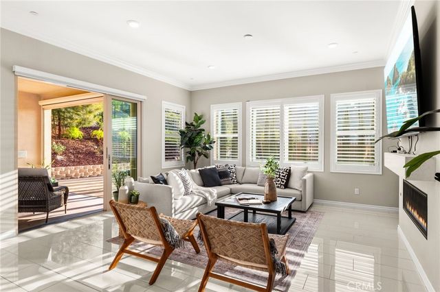 2413 Sierra Bella Drive, Corona, CA 92882