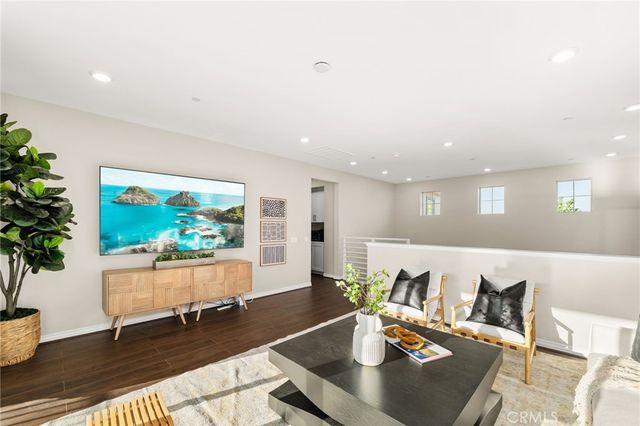 2413 Sierra Bella Drive, Corona, CA 92882