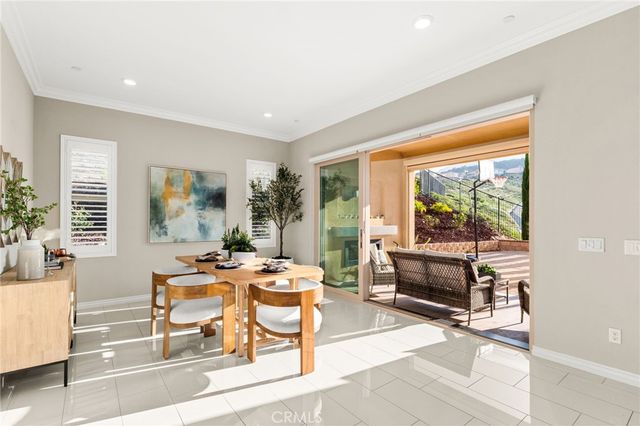 2413 Sierra Bella Drive, Corona, CA 92882