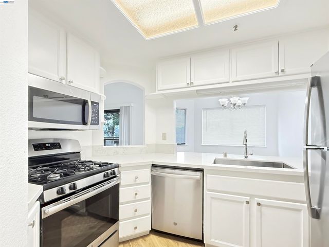 21314 Gary Dr 314, Hayward, CA 94546