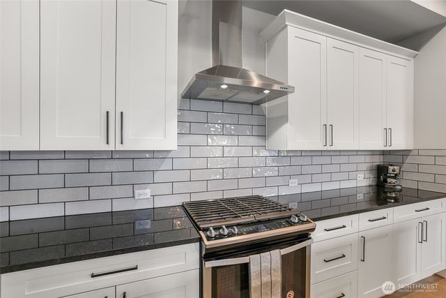 2678 Terry Court, Enumclaw, WA 98022