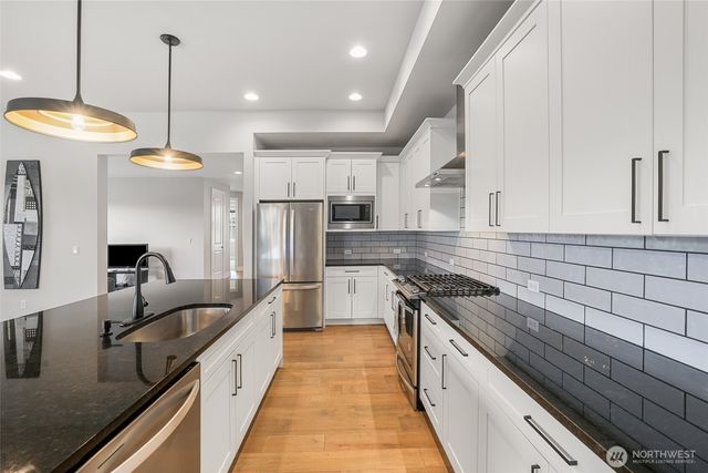 2678 Terry Court, Enumclaw, WA 98022