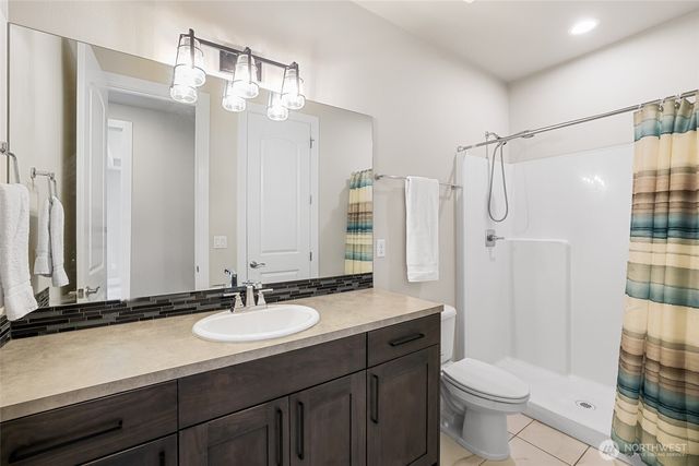 2678 Terry Court, Enumclaw, WA 98022