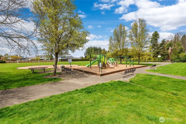 2678 Terry Court, Enumclaw, WA 98022