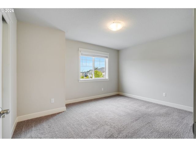 12302 Sw 174TH Ter, Beaverton, OR 97007
