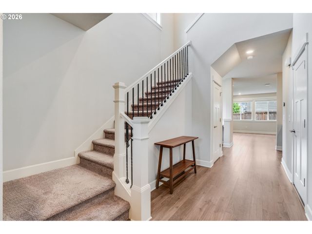12302 Sw 174TH Ter, Beaverton, OR 97007