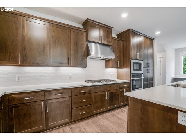 12302 Sw 174TH Ter, Beaverton, OR 97007