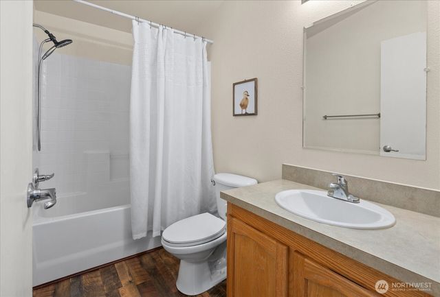 2459 Wells Way, Camano Island, WA 98282