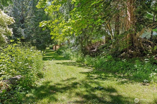 2459 Wells Way, Camano Island, WA 98282