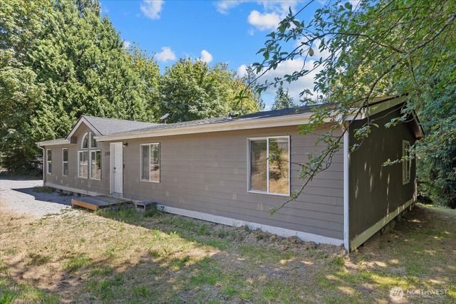 2459 Wells Way, Camano Island, WA 98282