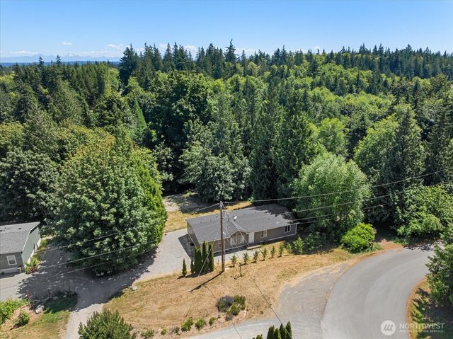 2459 Wells Way, Camano Island, WA 98282