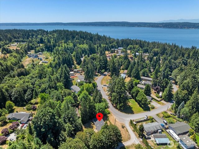 2459 Wells Way, Camano Island, WA 98282