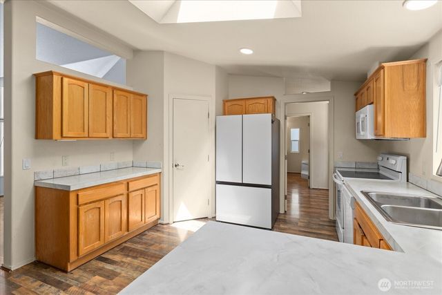 2459 Wells Way, Camano Island, WA 98282