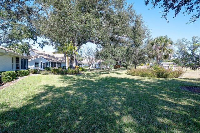5803 GARDEN LAKES DRIVE, Bradenton, FL 34203
