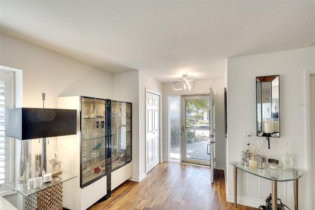 5803 GARDEN LAKES DRIVE, Bradenton, FL 34203