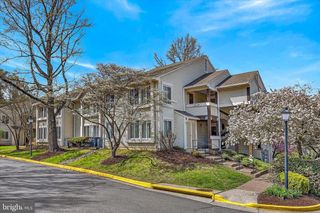 10340 LURIA COMMONS CT #3H, Burke, VA 22015
