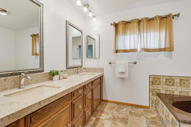 10459 Santana Street, Santee, CA 92071