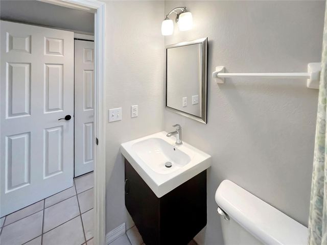 8537 REDLEAF LANE, Orlando, FL 32819