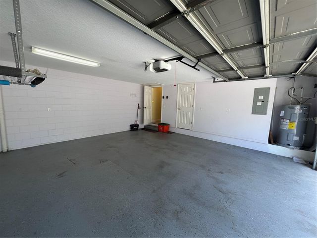8537 REDLEAF LANE, Orlando, FL 32819