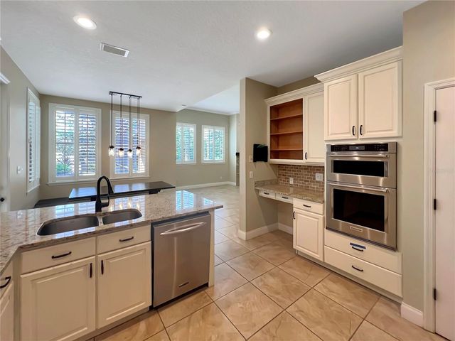 8537 REDLEAF LANE, Orlando, FL 32819