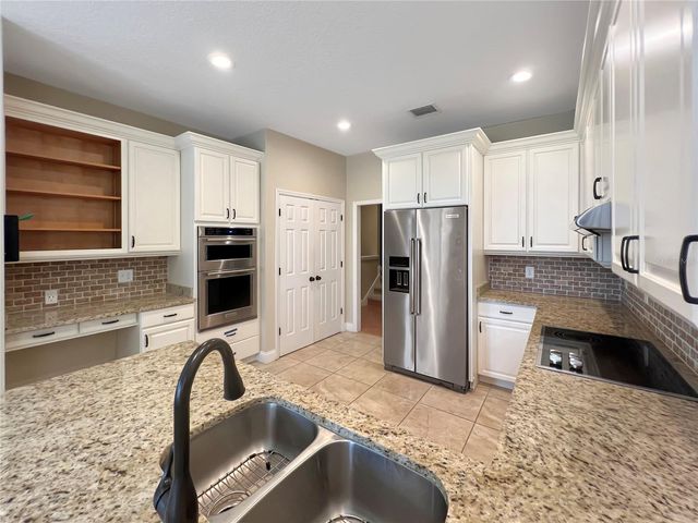 8537 REDLEAF LANE, Orlando, FL 32819