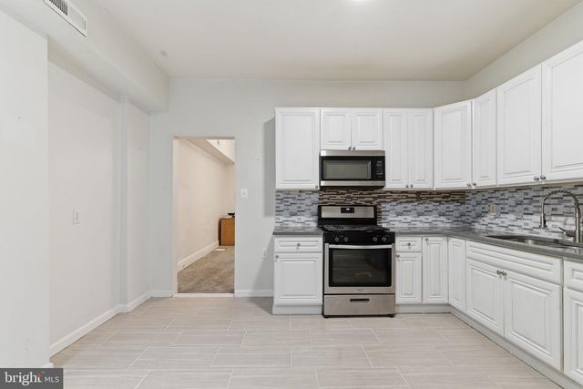 1421 11TH, Crum Lynne, PA 19022