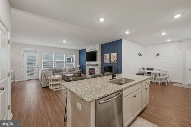 1311 FOAL ST, Ranson, WV 25438