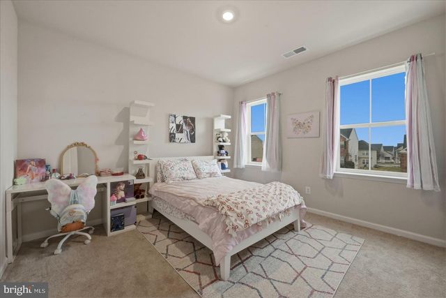 1311 FOAL ST, Ranson, WV 25438